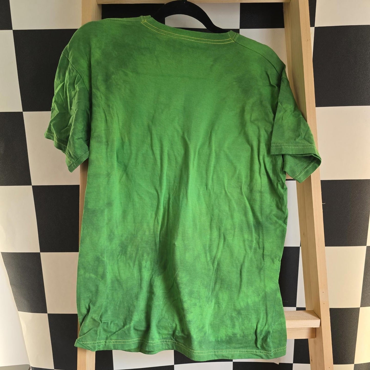 Brand New Deadstock Tie Dye size M FRUIT OF THE LOOM T-Shirt Greenman