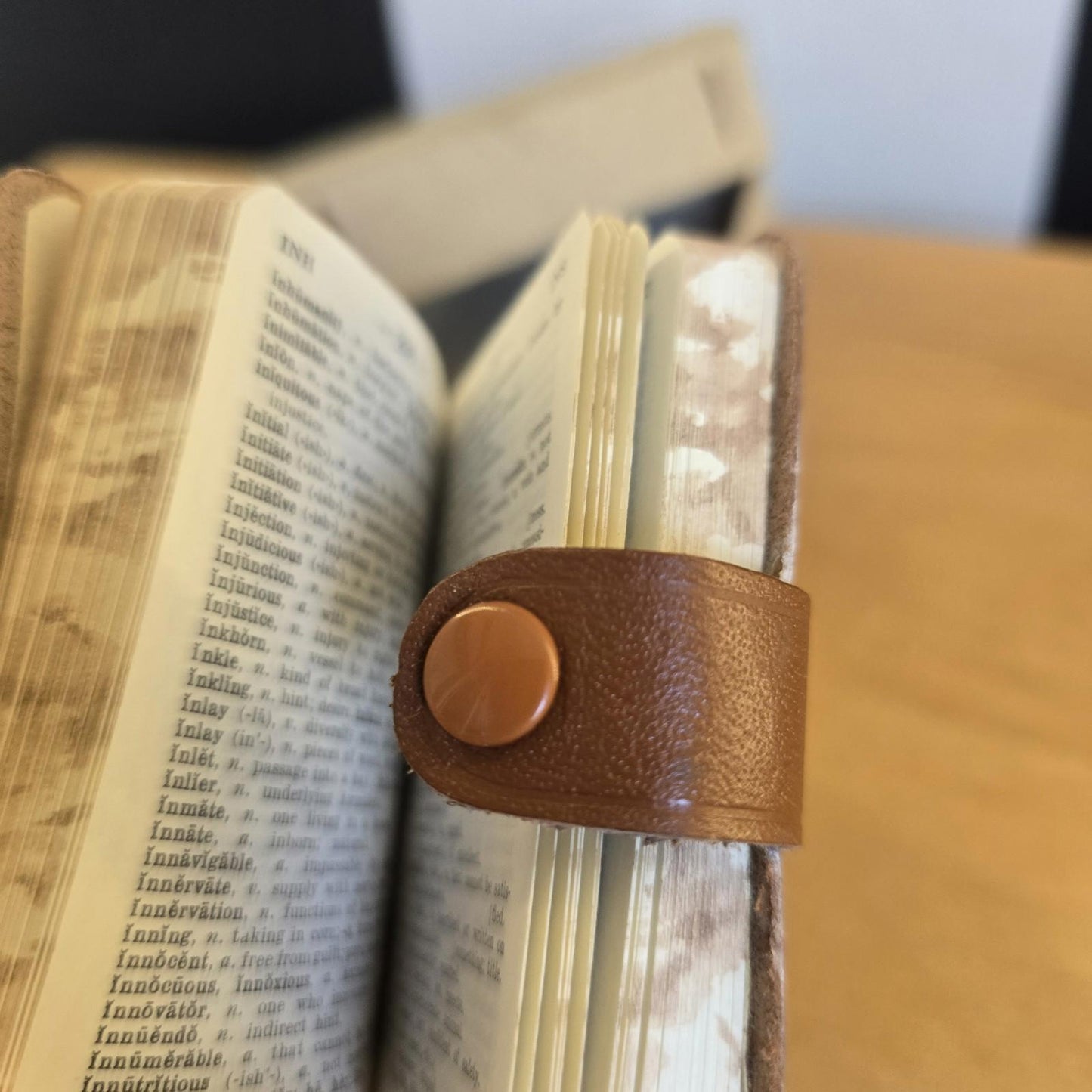 Midget Series Vintage Dictionaries How Is It Spelt In Box