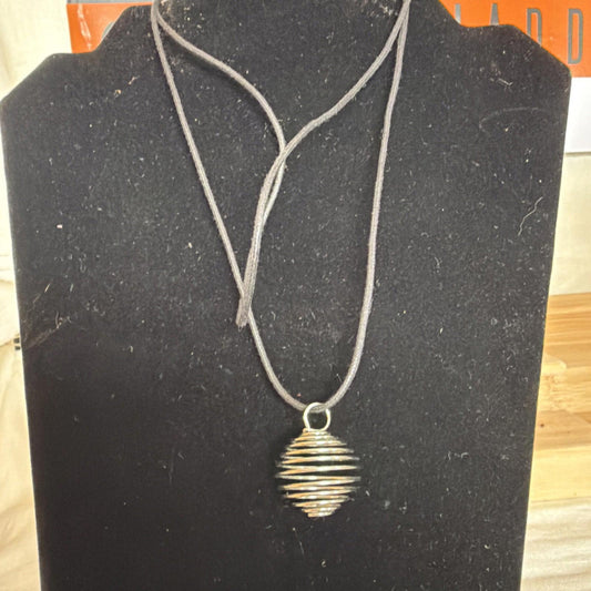 Vintage Pendant Costume Jewellery Necklace Unknown Design