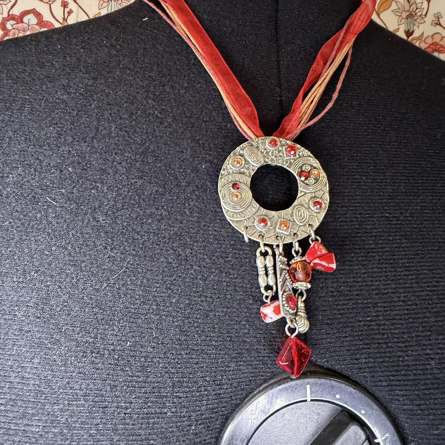 pendant necklace on rope chain string 90s y2k style with ribbon