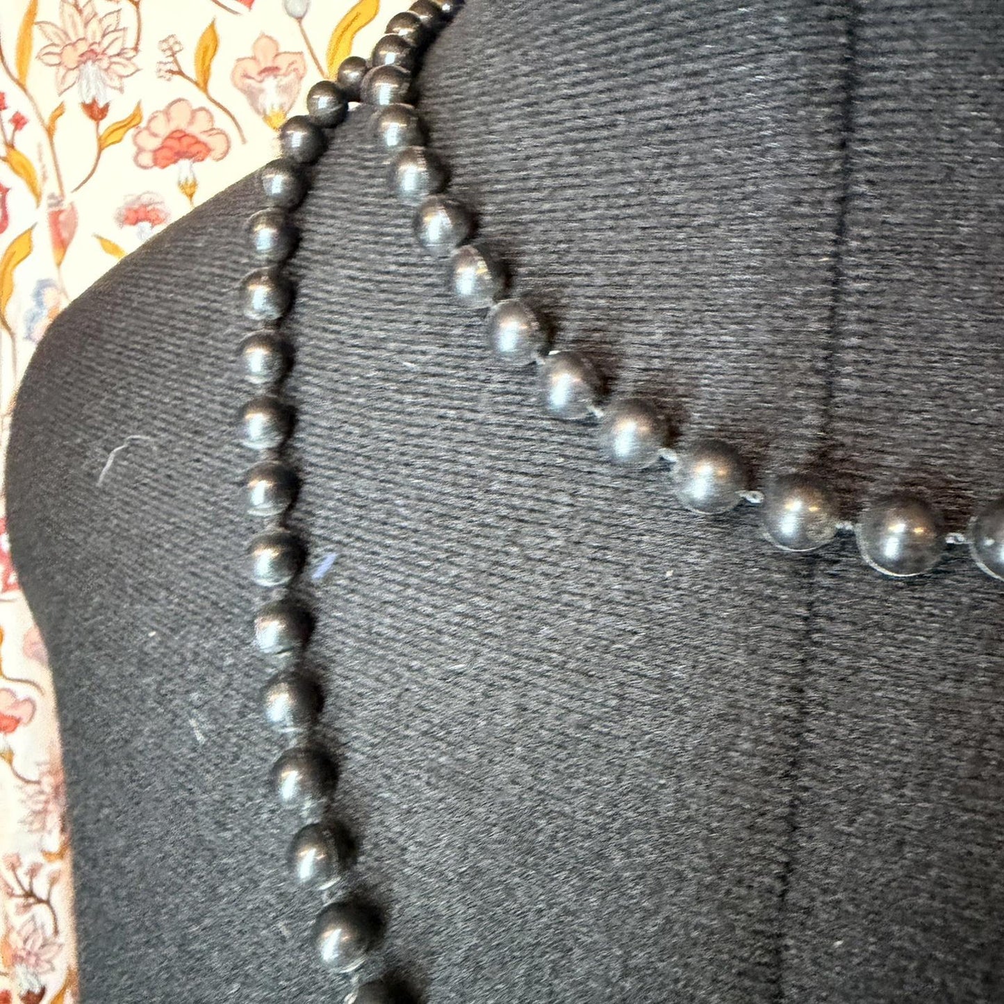 Vintage Costume Jewellery Necklace Unknown Beaded Design