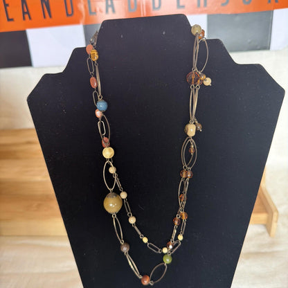 Vintage Costume Jewellery Necklace Unknown Beaded Design