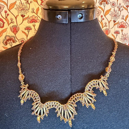 Vintage Costume Jewellery Necklace Unknown Beaded Design