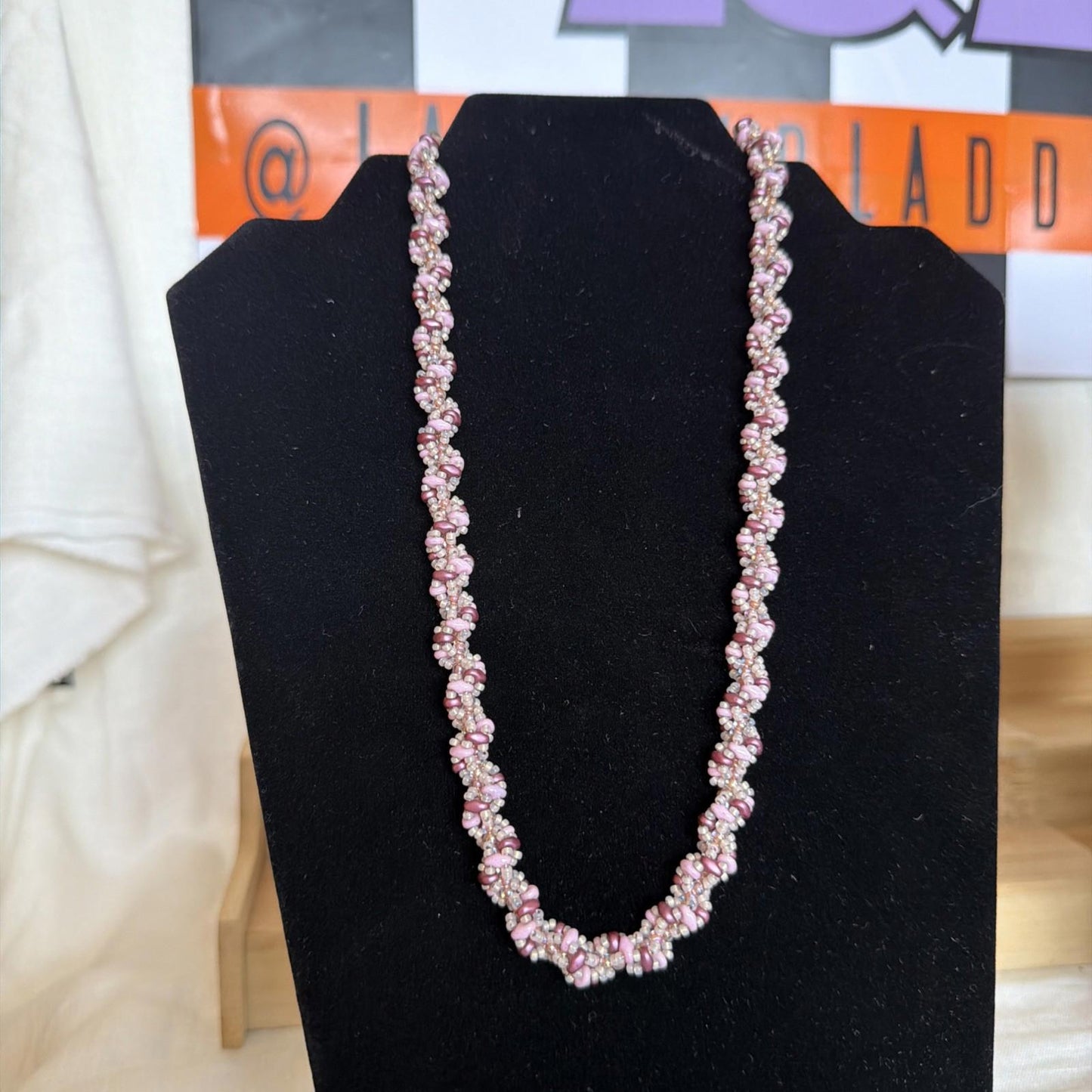 Vintage Costume Jewellery Necklace Unknown Beaded Design