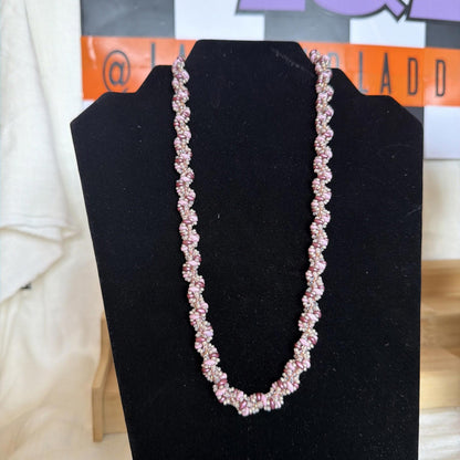 Vintage Costume Jewellery Necklace Unknown Beaded Design