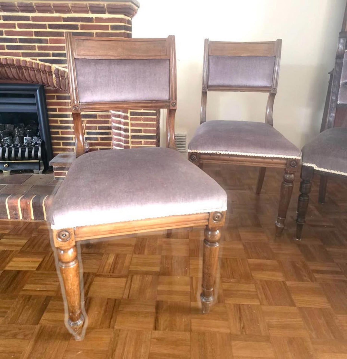 antique chairs beautifully finished x4