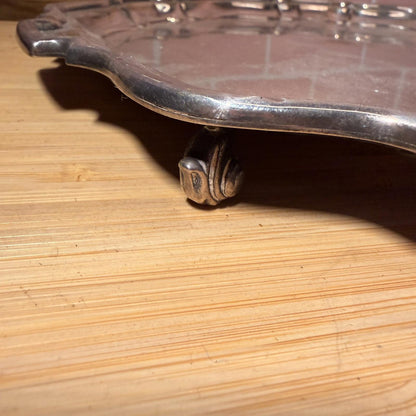 VINTAGE EPNS SILVER PLATED ENGRAVED SERVING TRAY ORNATE SCALLOPED EDGE claw foot