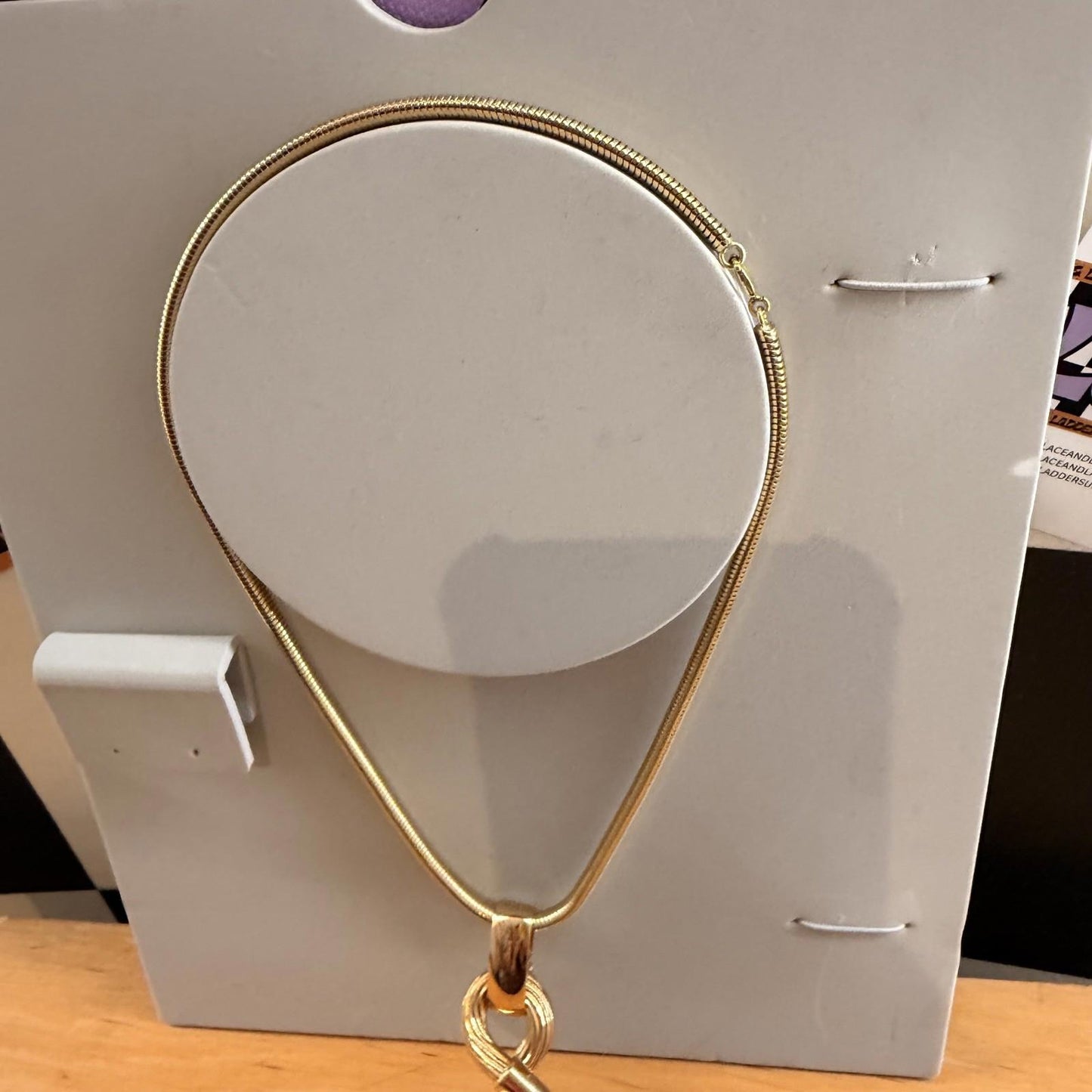 VINTAGE GROSSE GERMANY HIGH FASHION GOLD TONE WOMENS NECKLACE PENDANT RARE 1970s