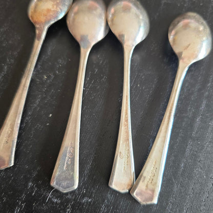 Set of 4 Vintage Silver PLATE TEA Spoons EPNS
