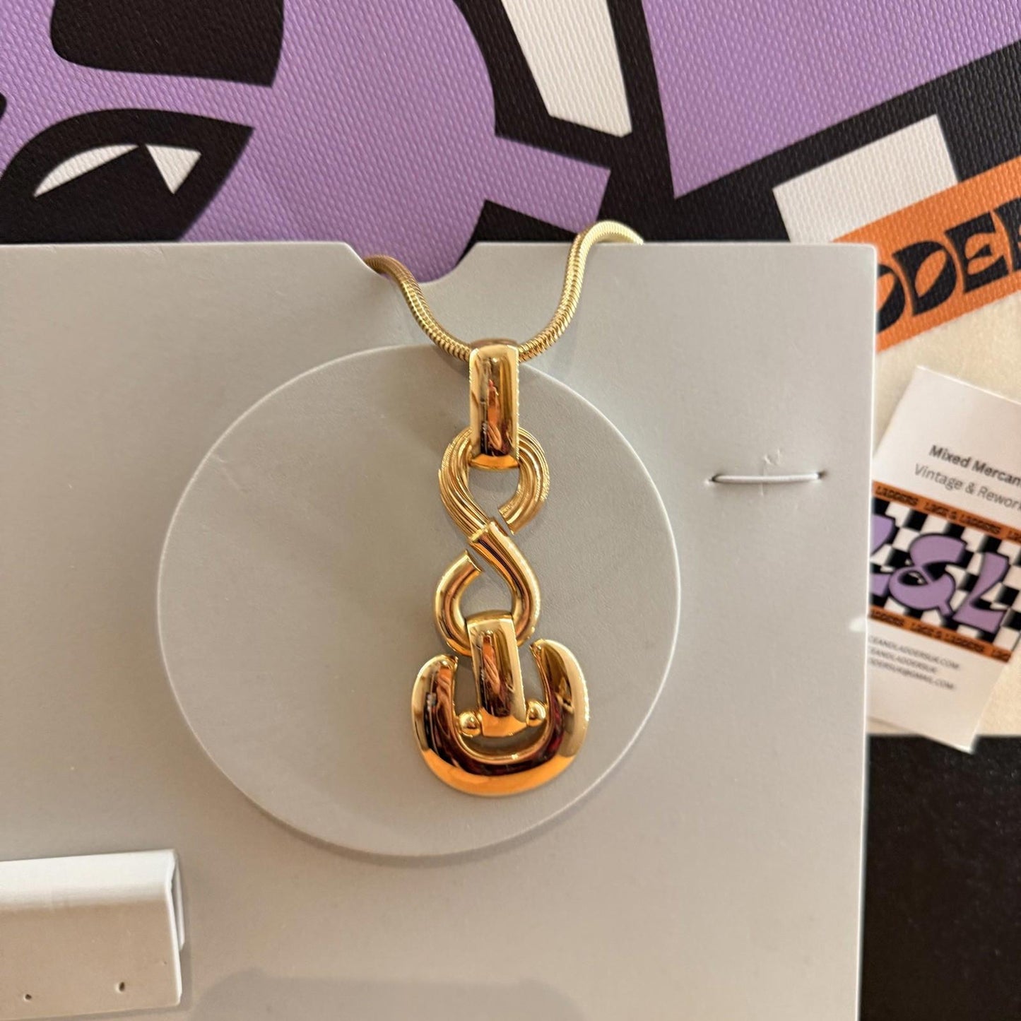 VINTAGE GROSSE GERMANY HIGH FASHION GOLD TONE WOMENS NECKLACE PENDANT RARE 1970s