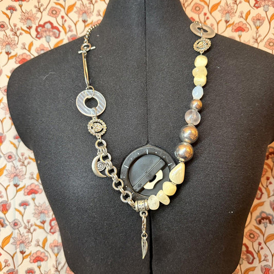 Vintage Costume Jewellery Necklace Metal Chain Design