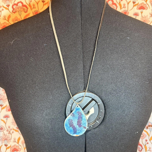 Vintage Costume Jewellery Necklace Metal leather Design copper painted pendant