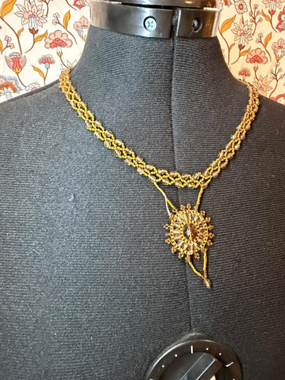 Vintage Costume Jewellery Necklace Unknown Beaded Design needs little repair