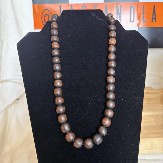 Vintage Costume Jewellery Necklace Unknown Beaded Design