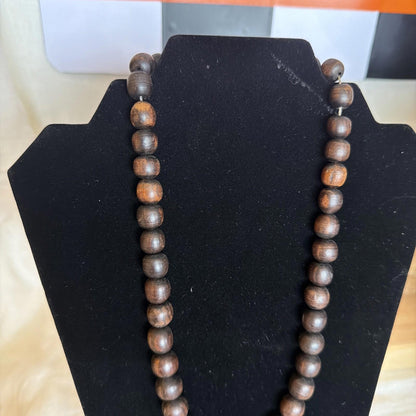 Vintage Costume Jewellery Necklace Unknown Beaded Design