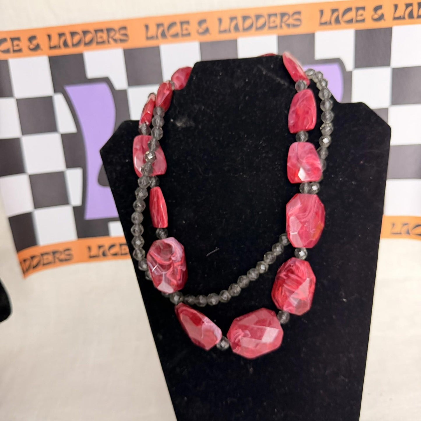Vintage Costume Jewellery Necklace Beaded Design gorgeous black and red XLong