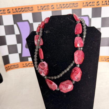 Vintage Costume Jewellery Necklace Beaded Design gorgeous black and red XLong
