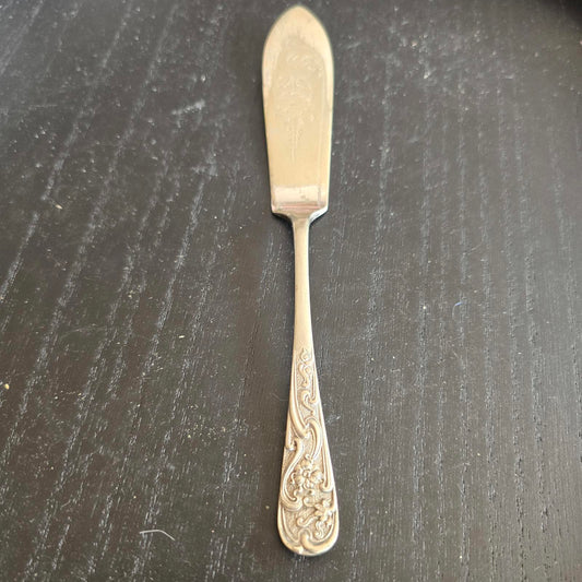 ANTIQUE Ornate Silver PLATED EPNS Butter Knife