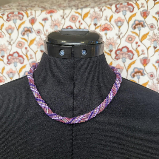 Vintage Costume Jewellery Necklace Unknown Beaded Design