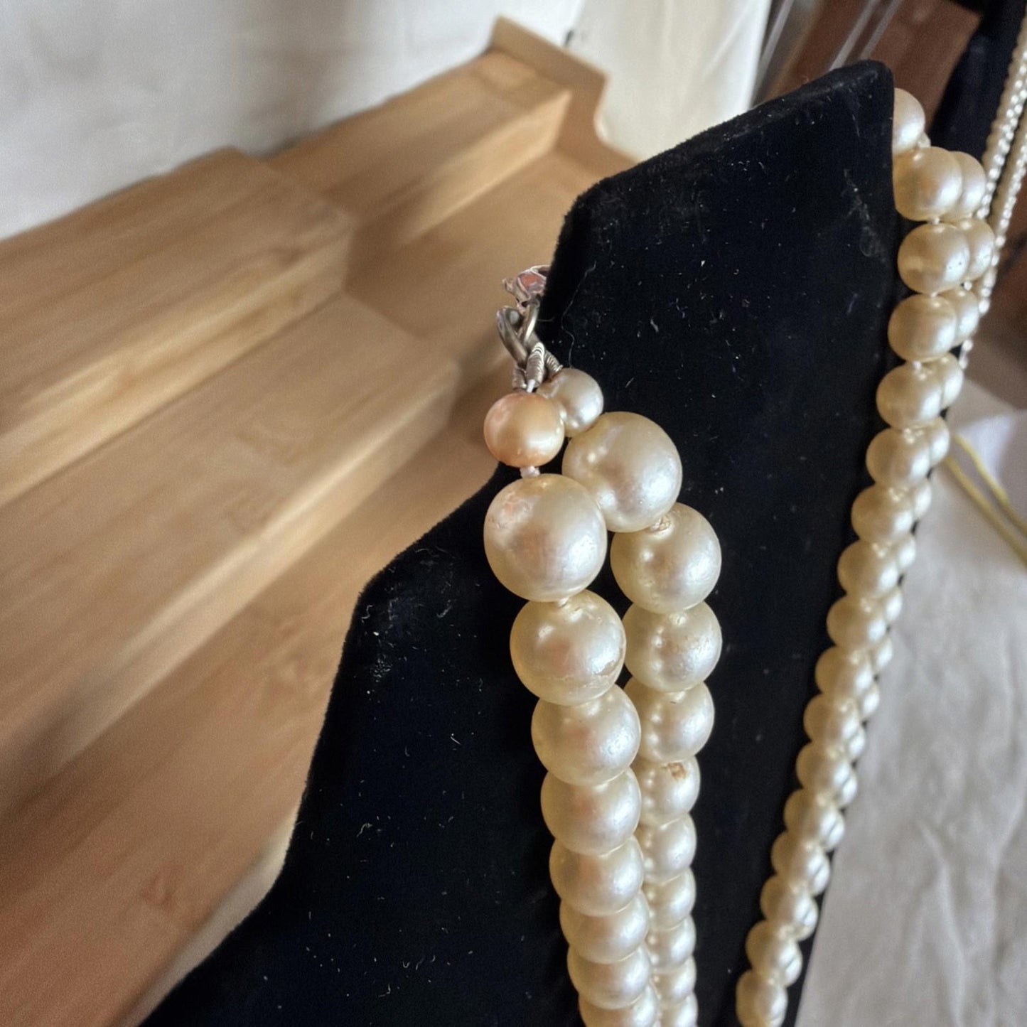 Vintage Costume Jewellery Necklace Unknown Beaded Design