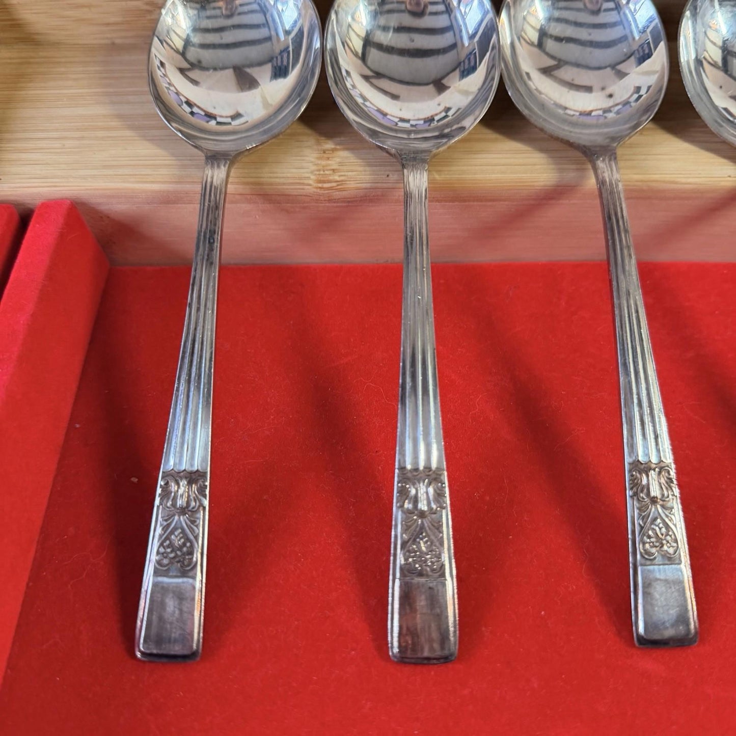 5Silver Plated Soup Spoons Incredibly Detailed Pattern Antique Cutlery Vintage