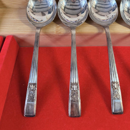 5Silver Plated Soup Spoons Incredibly Detailed Pattern Antique Cutlery Vintage