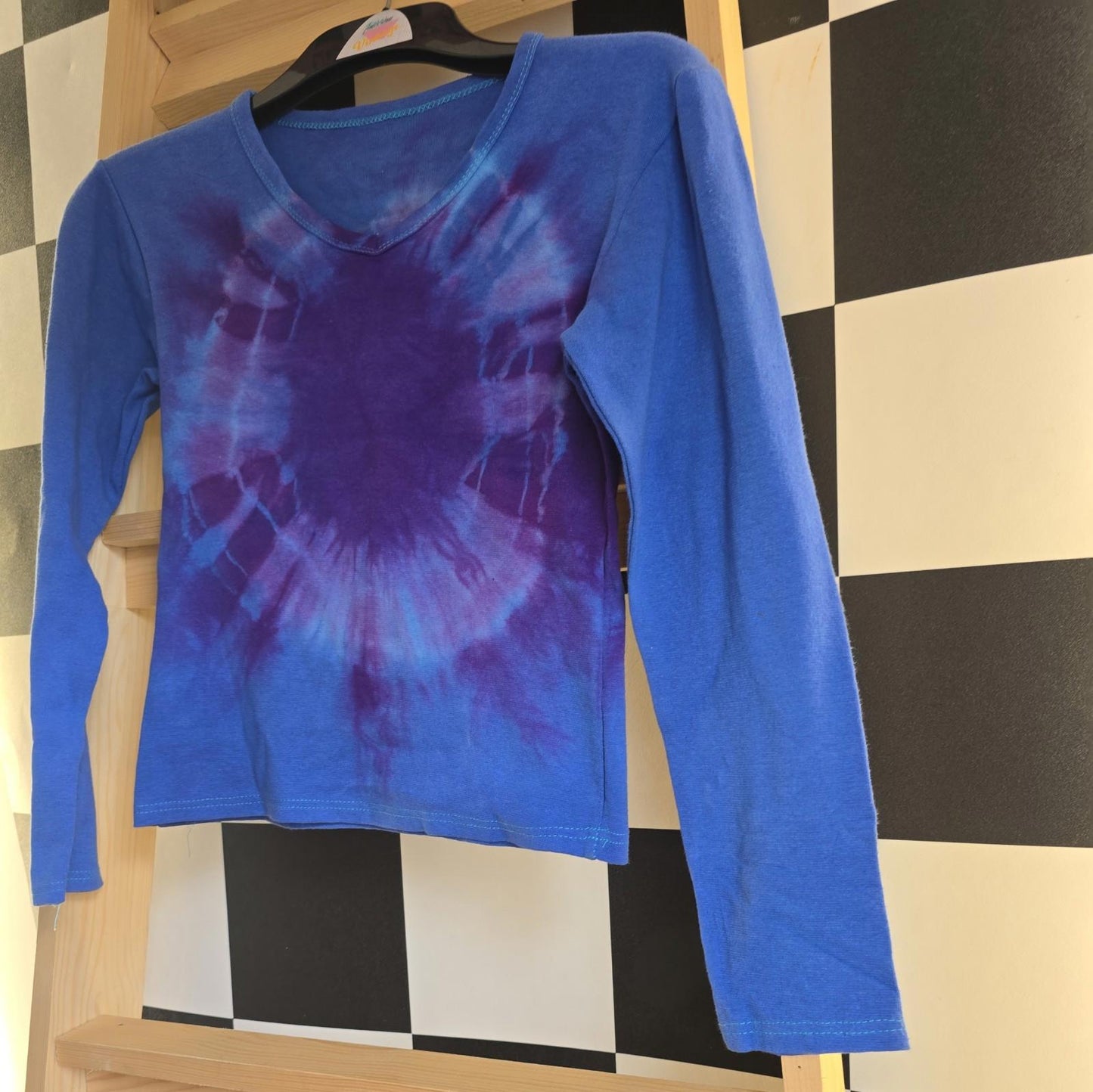 Brand New Deadstock Tie Dye T-Shirt Long Sleeve Size S crop AMERICAN 100% COTTON