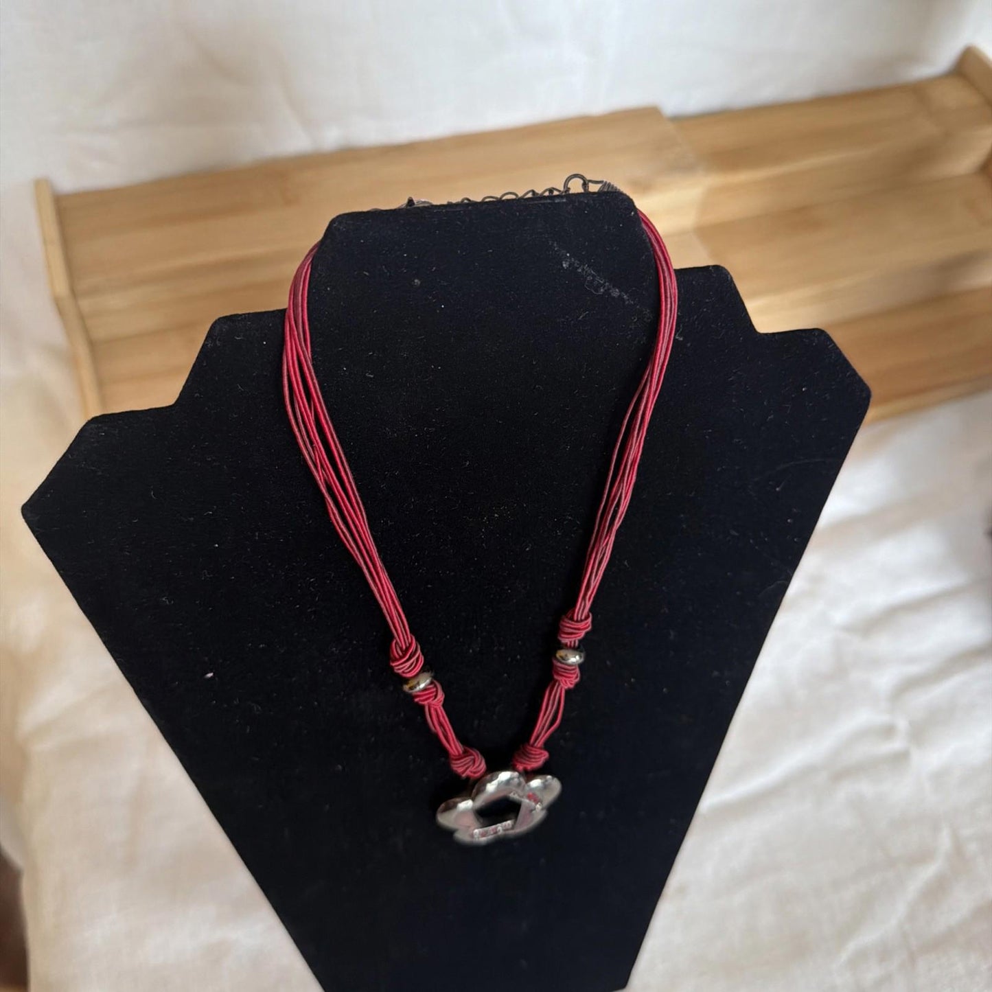 Vintage Pendant Costume Jewellery Necklace Unknown Design