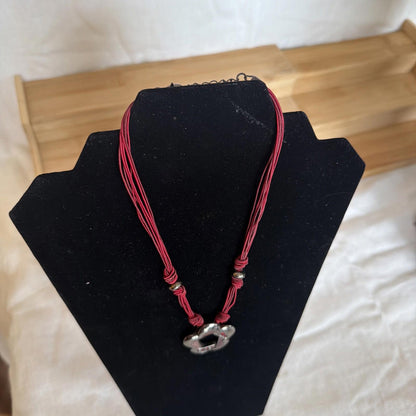 Vintage Pendant Costume Jewellery Necklace Unknown Design