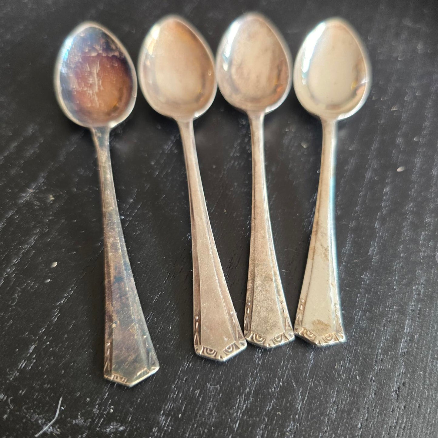 Set of 4 Vintage Silver PLATE TEA Spoons EPNS