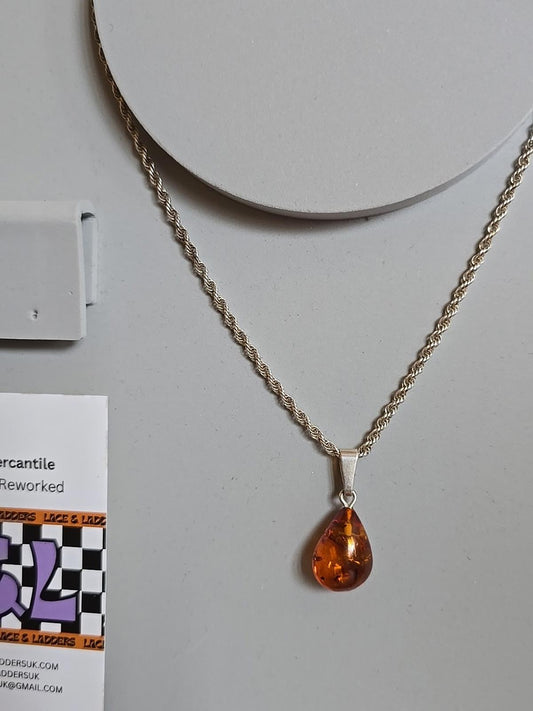 925 Stamped Sterling Silver Chain Necklace With Genuine Amber Pendant