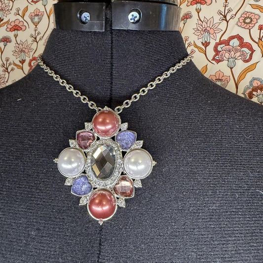 Vintage Costume Jewellery Necklace Metal Chain Design separate Broach