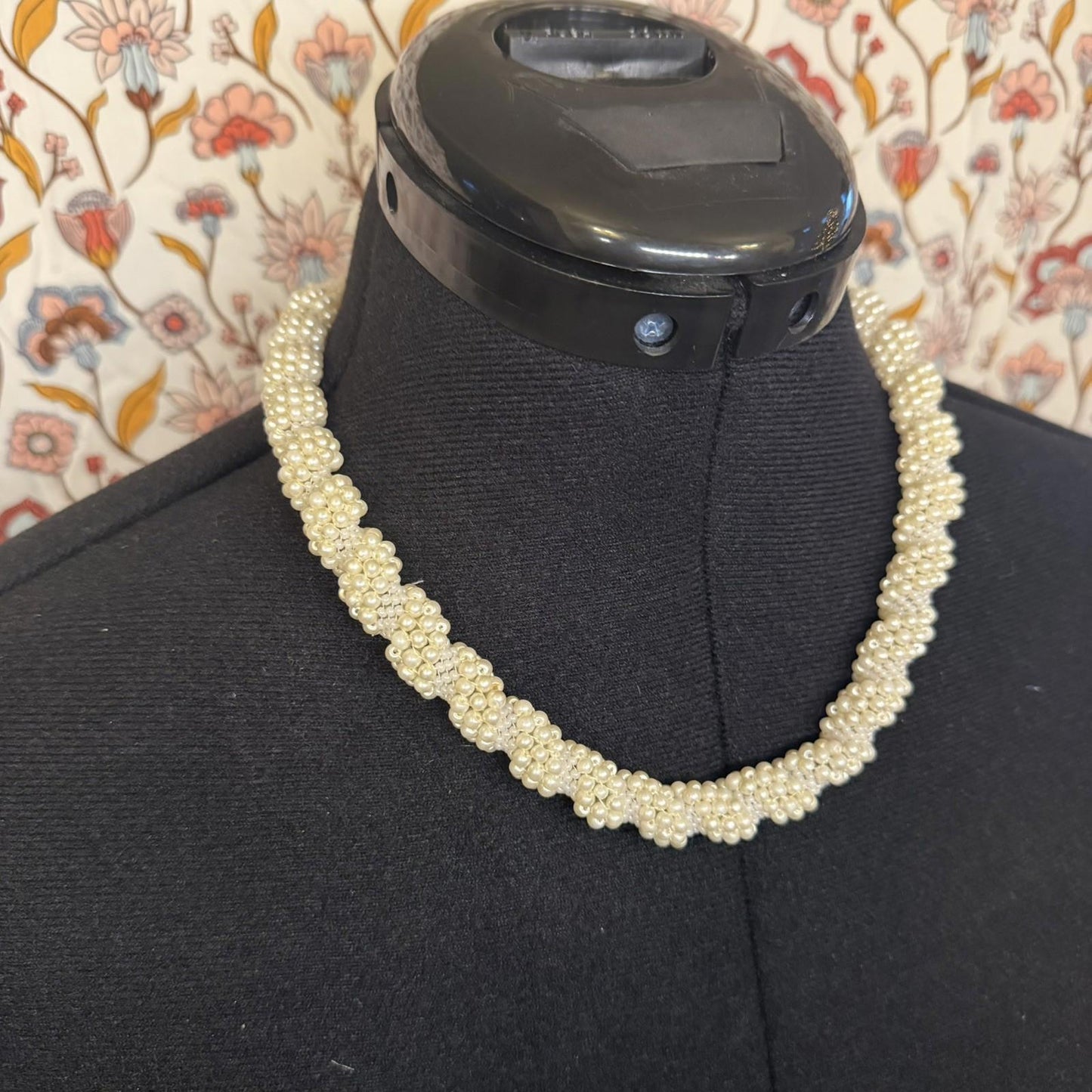 Vintage Costume Jewellery Necklace Unknown Beaded Design