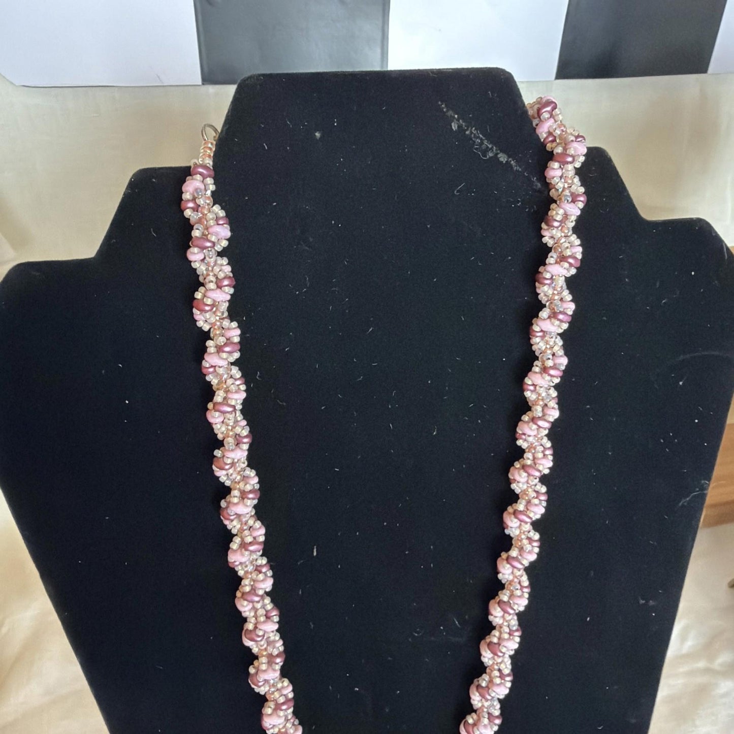 Vintage Costume Jewellery Necklace Unknown Beaded Design