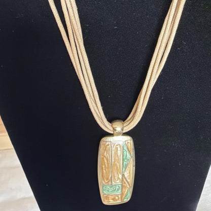 Vintage Pendant Costume Jewellery Necklace Unknown Design