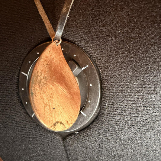 Vintage Costume Jewellery Necklace Metal leather Design copper painted pendant