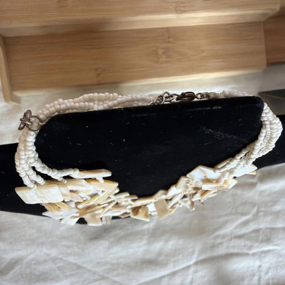 Vintage Costume Jewellery Necklace Unknown Beaded Design