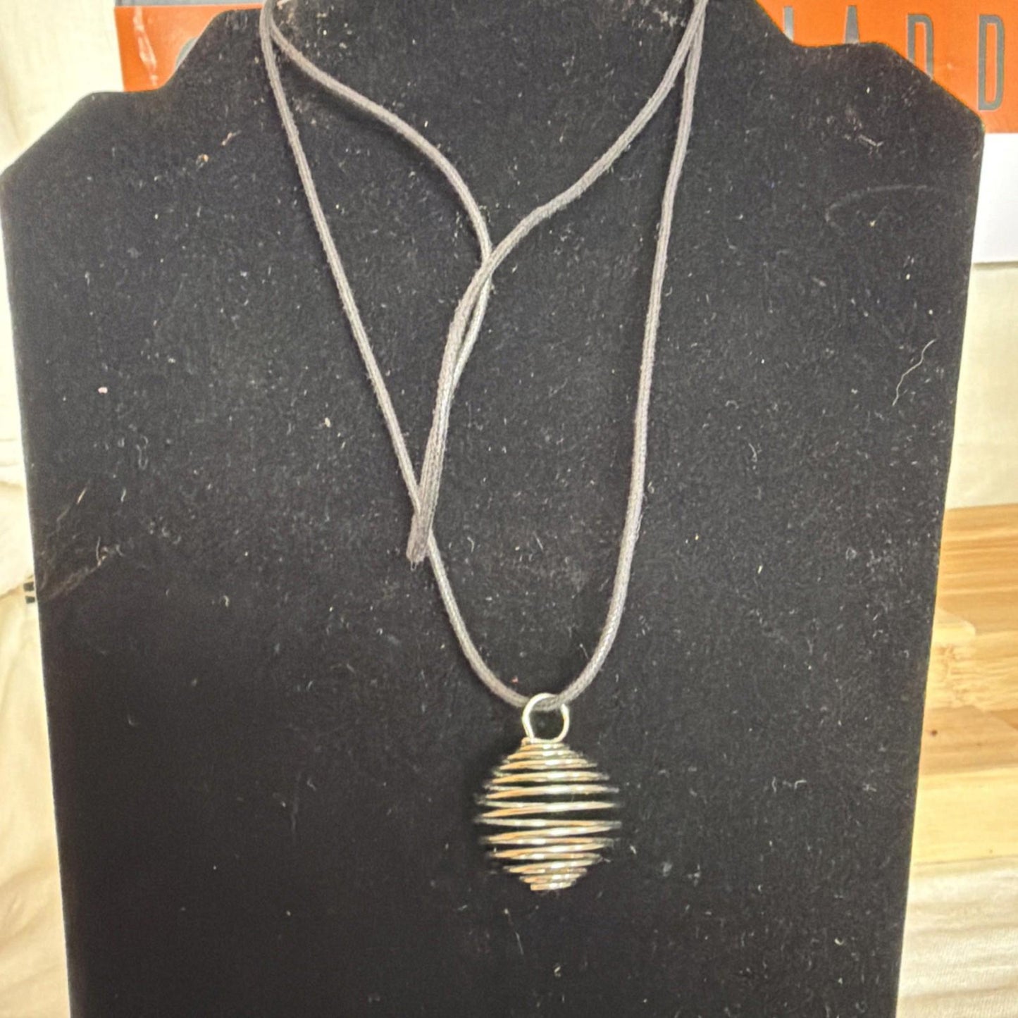 Vintage Pendant Costume Jewellery Necklace Unknown Design