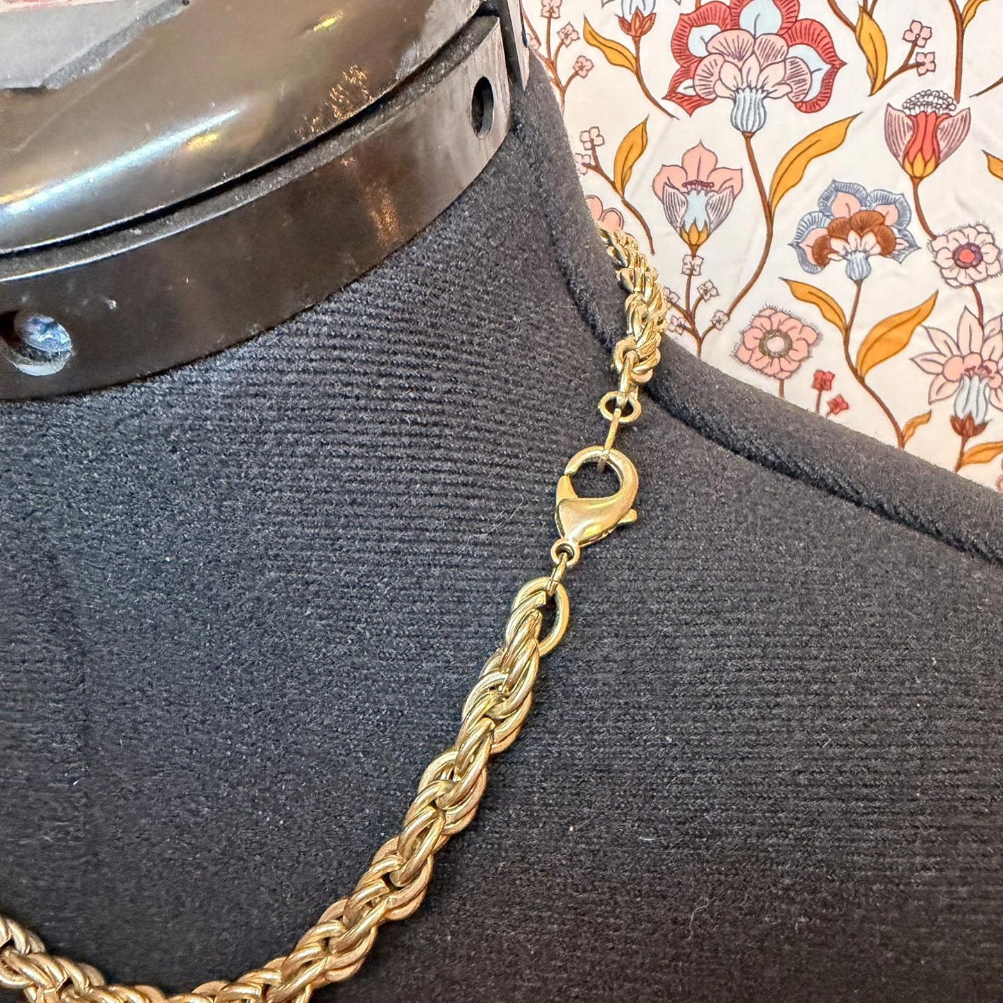 Vintage Costume Jewellery Necklace Metal Chain Design