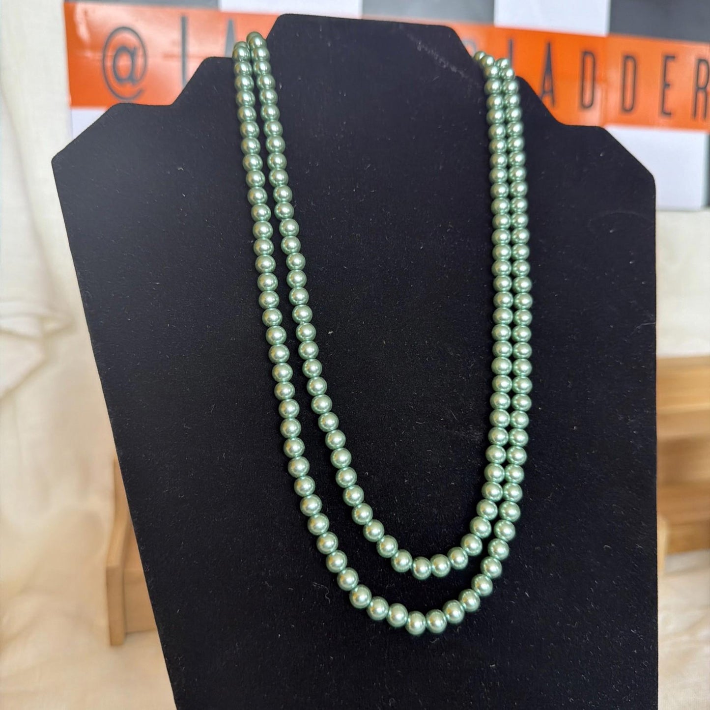Vintage Costume Jewellery Necklace Unknown Beaded Design