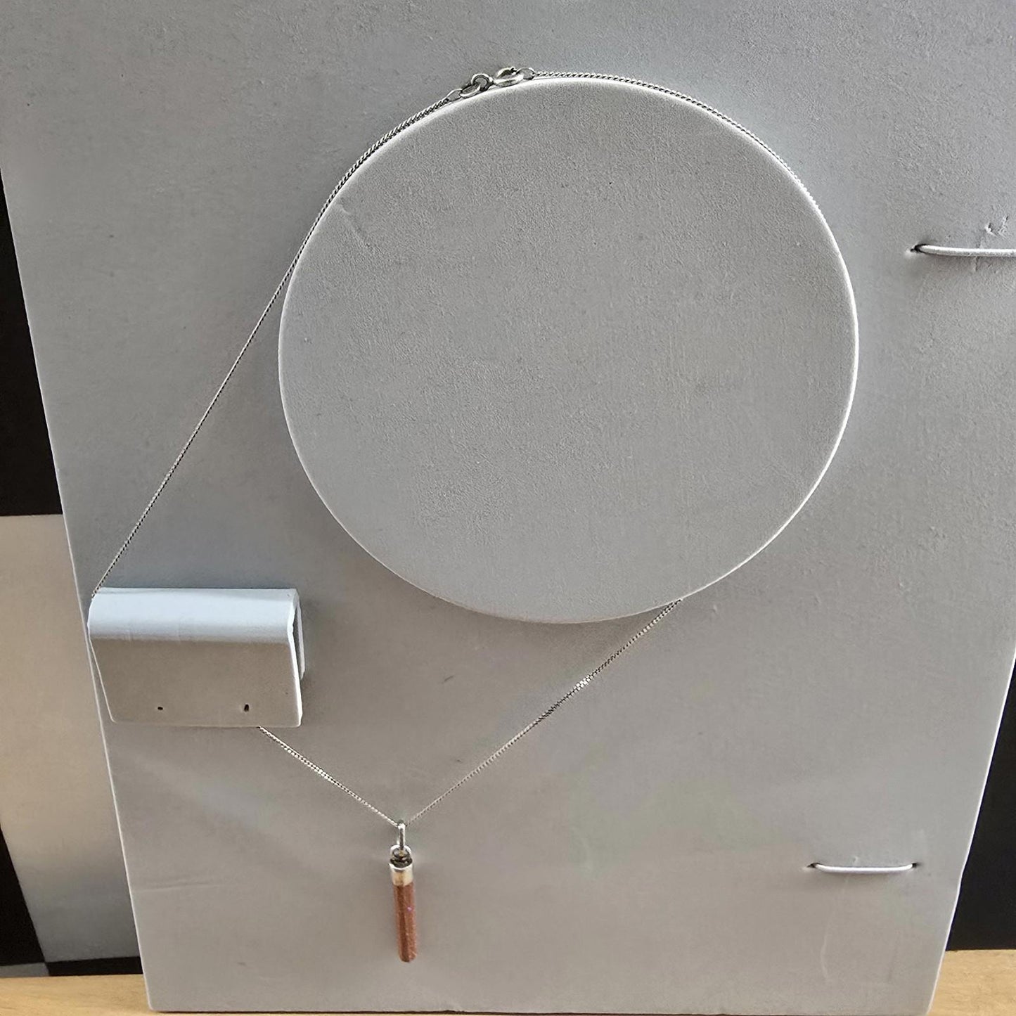 RED GOLDSTONE hexagonal drop pendant on a Sterling Ilver 925 necklace Vintage