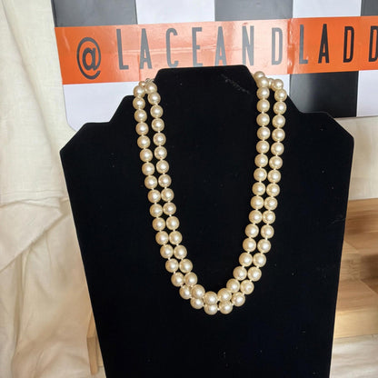 Vintage Costume Jewellery Necklace Unknown Beaded Design