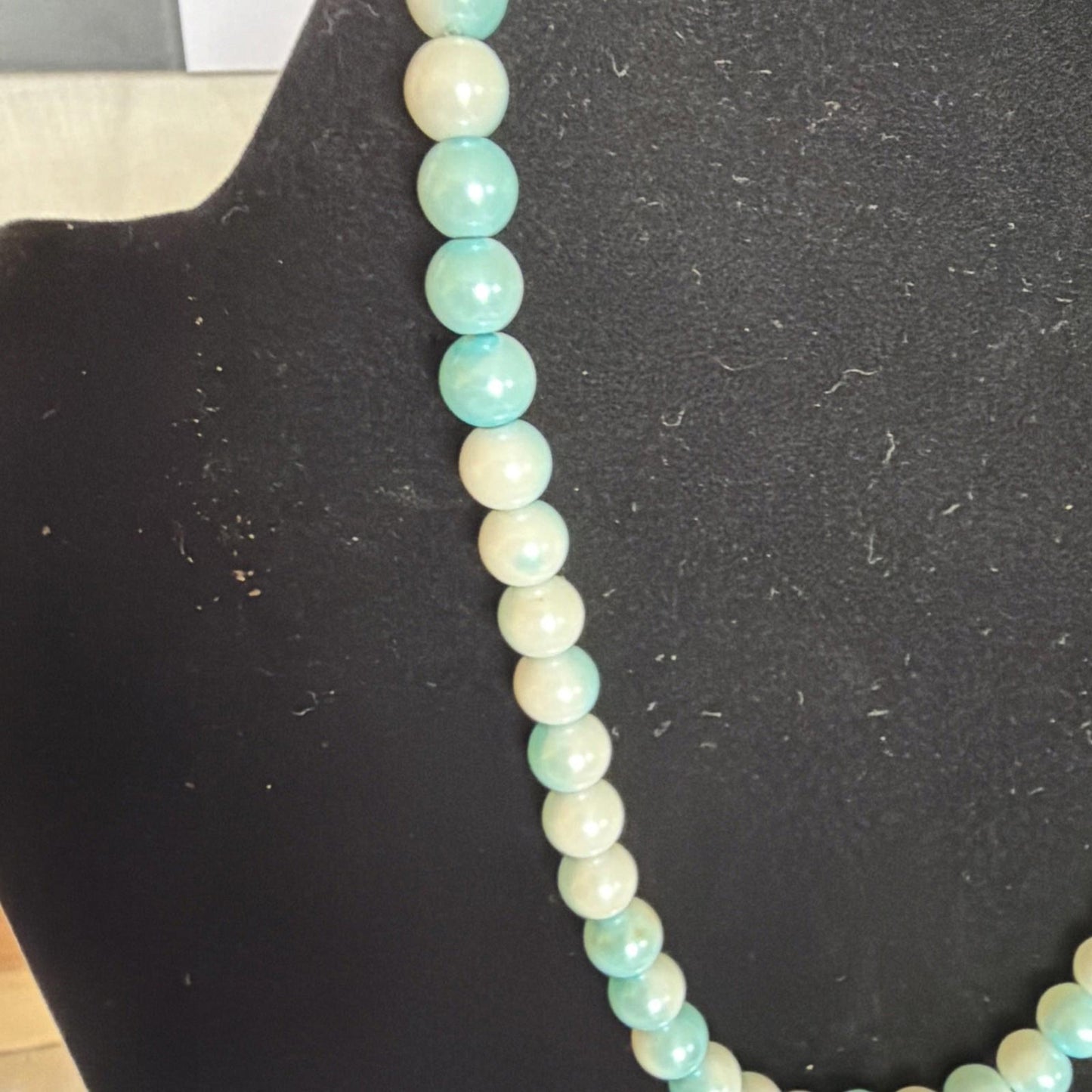 Vintage Costume Jewellery Necklace Unknown Beaded Design