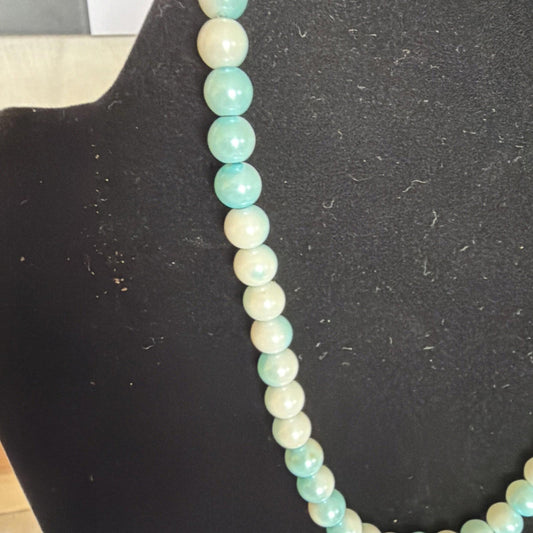 Vintage Costume Jewellery Necklace Unknown Beaded Design