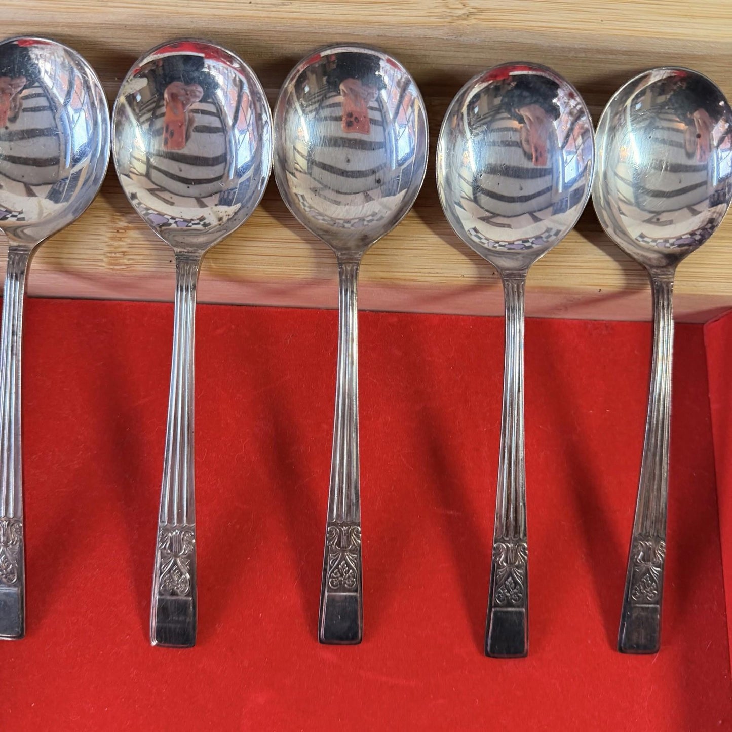 5Silver Plated Soup Spoons Incredibly Detailed Pattern Antique Cutlery Vintage
