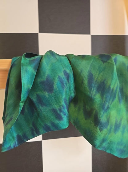 100% Silk Vintage Made In NZ Scarfe Brand New Green and Blue Abstract Design