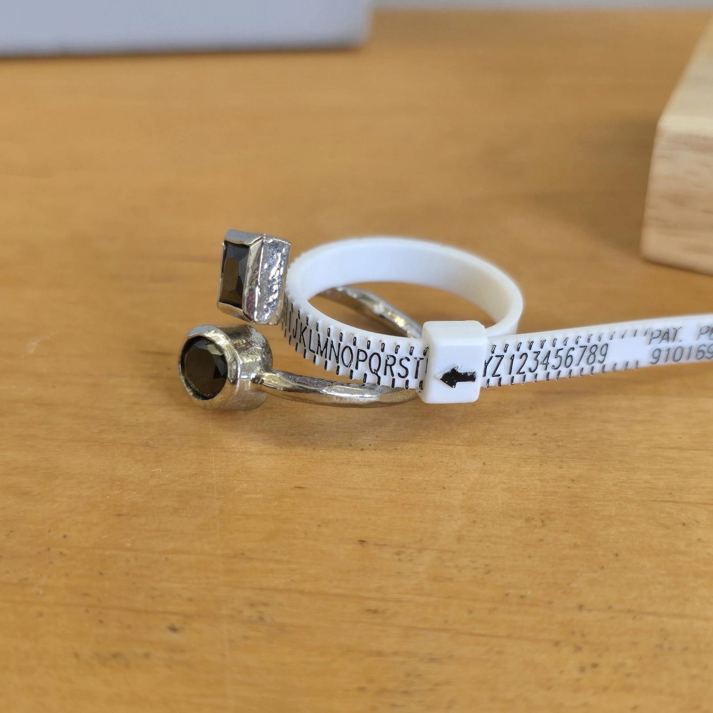 Vintage Costume Silver And Black Stone Unique Ring Design Size T