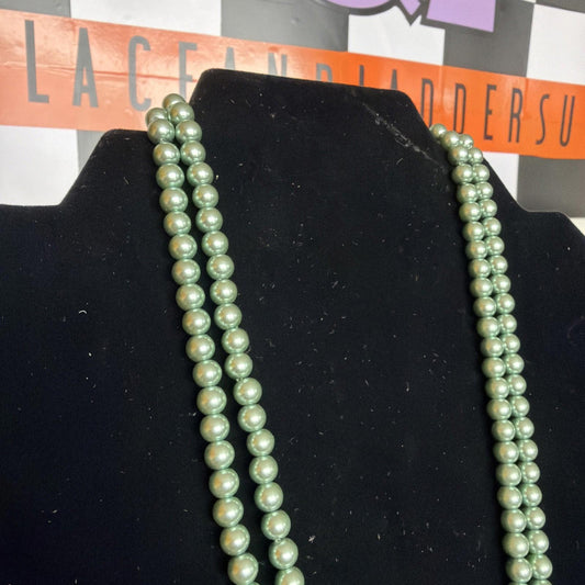 Vintage Costume Jewellery Necklace Unknown Beaded Design