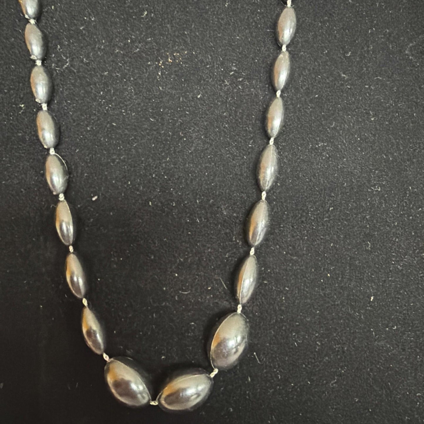 Vintage Costume Jewellery Necklace Unknown Beaded Design