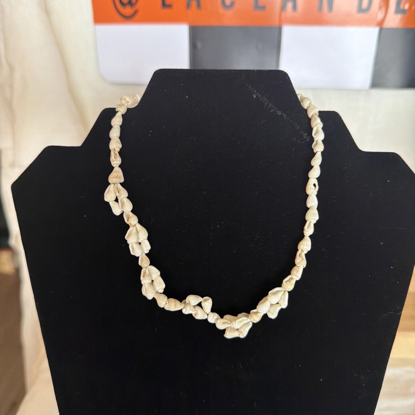 Vintage Costume Jewellery Necklace Unknown Beaded Design shell necklace